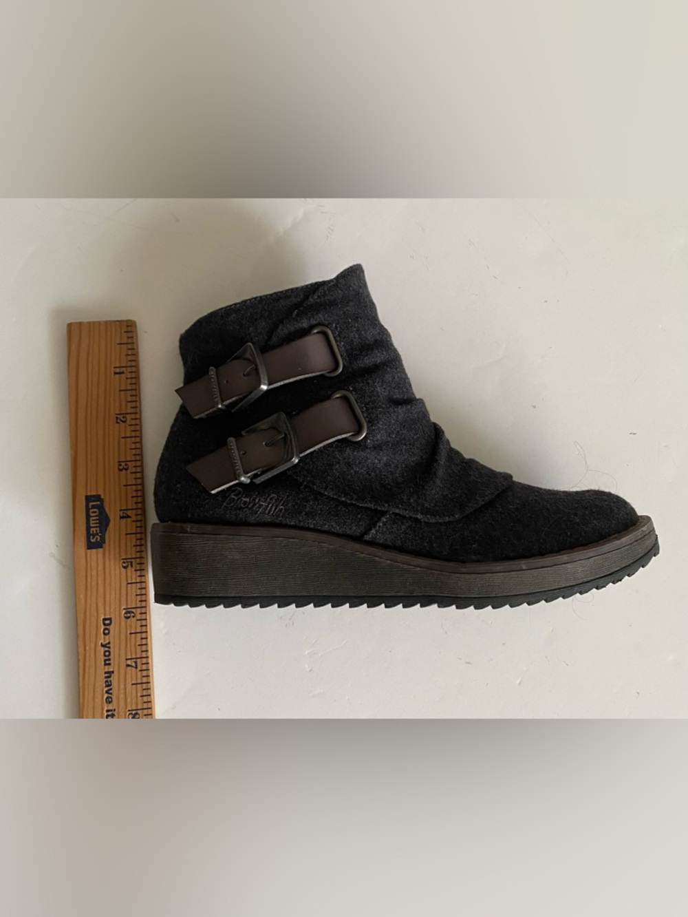 Blowfish Malibu Women's Gray Felt Side Zip Low Wedge Slouch Ankle Boots Size 6.5 - Picture 5 of 12